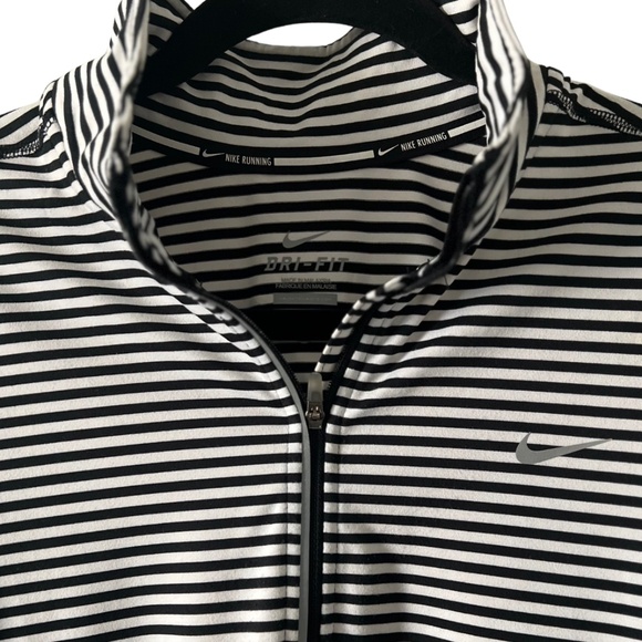 NIKE DRI-FIT Running Quarter Zip Pullover Striped Black White Sz Large - Picture 2 of 3